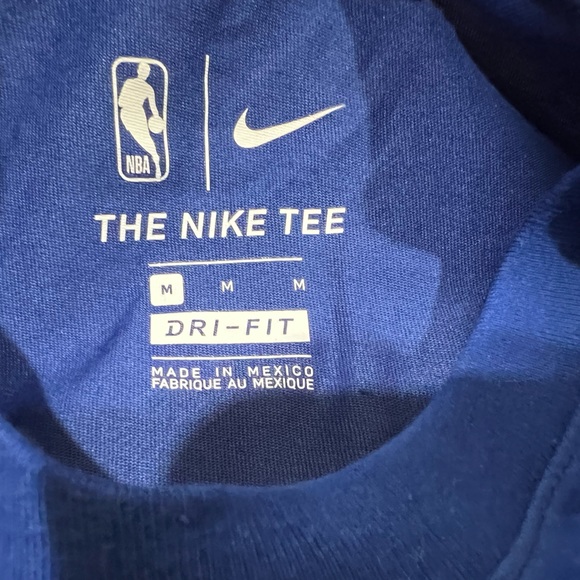 Nike, The Nike Tee, Philadelphia 76ers, Blue & White - Picture 6 of 9
